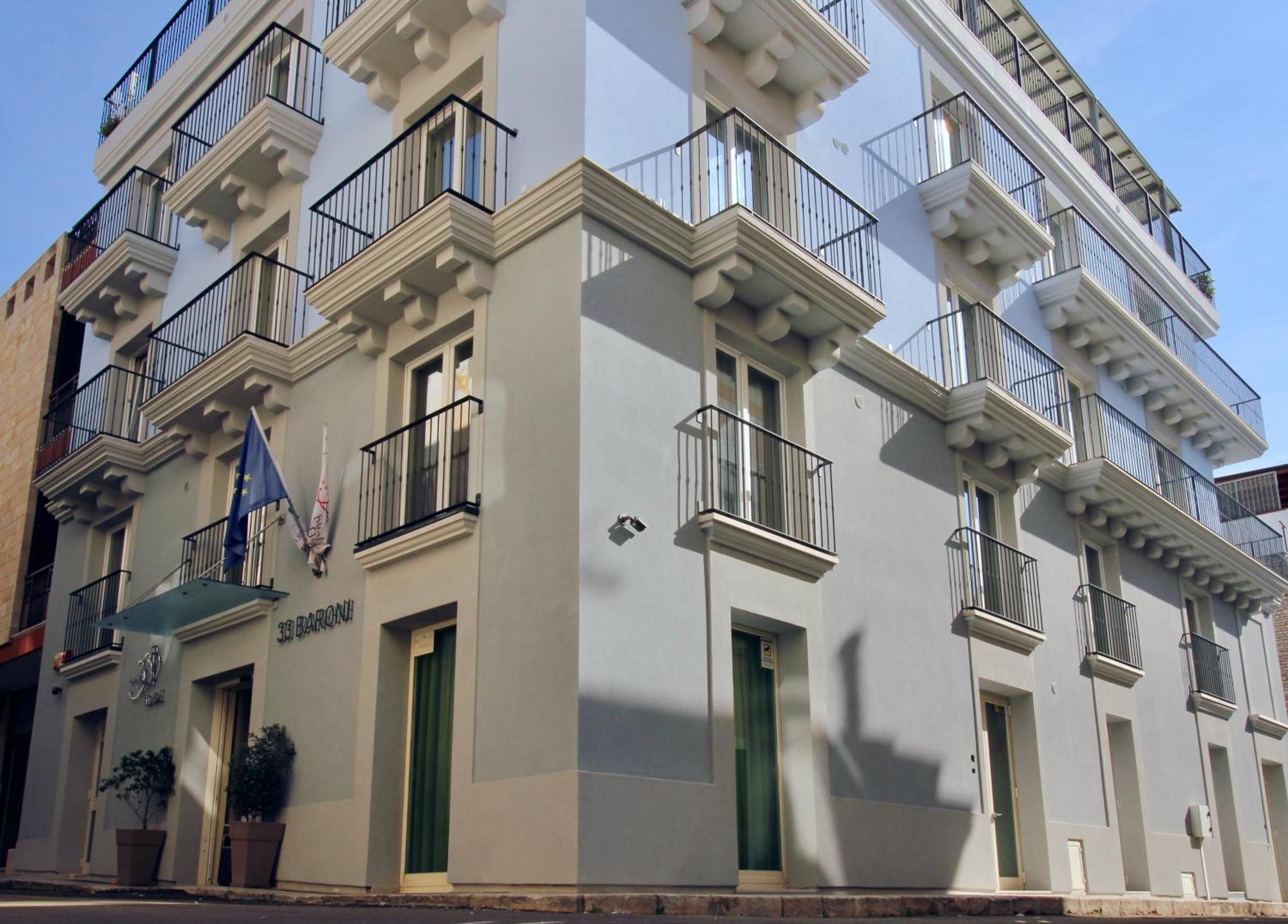 Hotel 33 Baroni Gallipoli Esterno foto